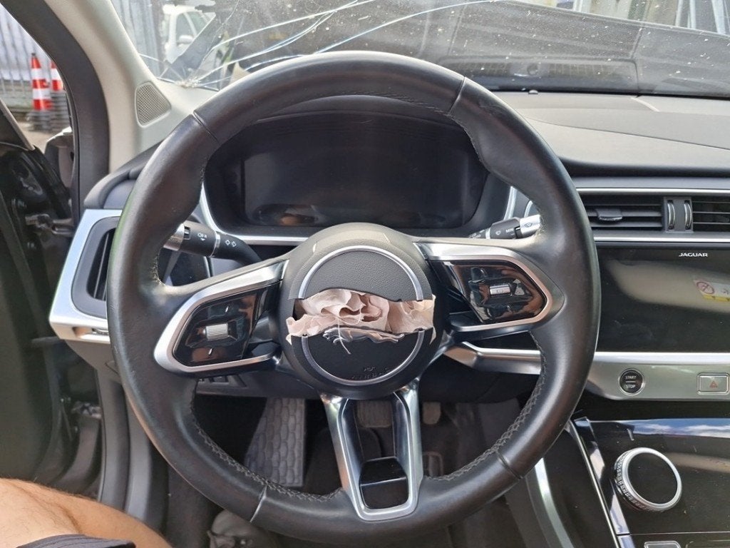 STUUR Jaguar I-Pace (01-2018/-) (|J9D1103|J9D33L598AB8PVJ|), Campus Kronberg 7
61476  Kronberg im Taunus, DE, Gebruikt, Jaguar
