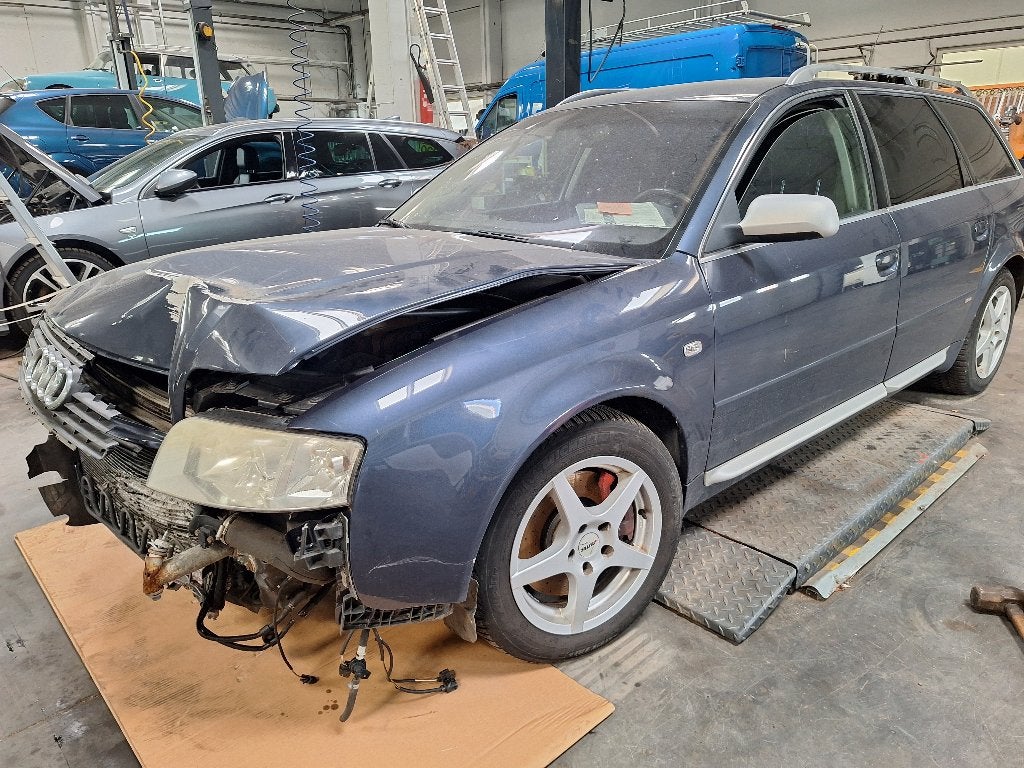 Audi A6 2500tdi Quattro S line, Auto's, 2496 cc, Blauw, Leder, Bedrijf