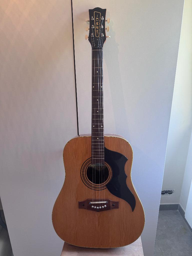 Guitare acoustique vintage EKO Ranger — Fabriquée en Italie, Musique & Instruments, Instruments à corde | Guitares | Acoustiques