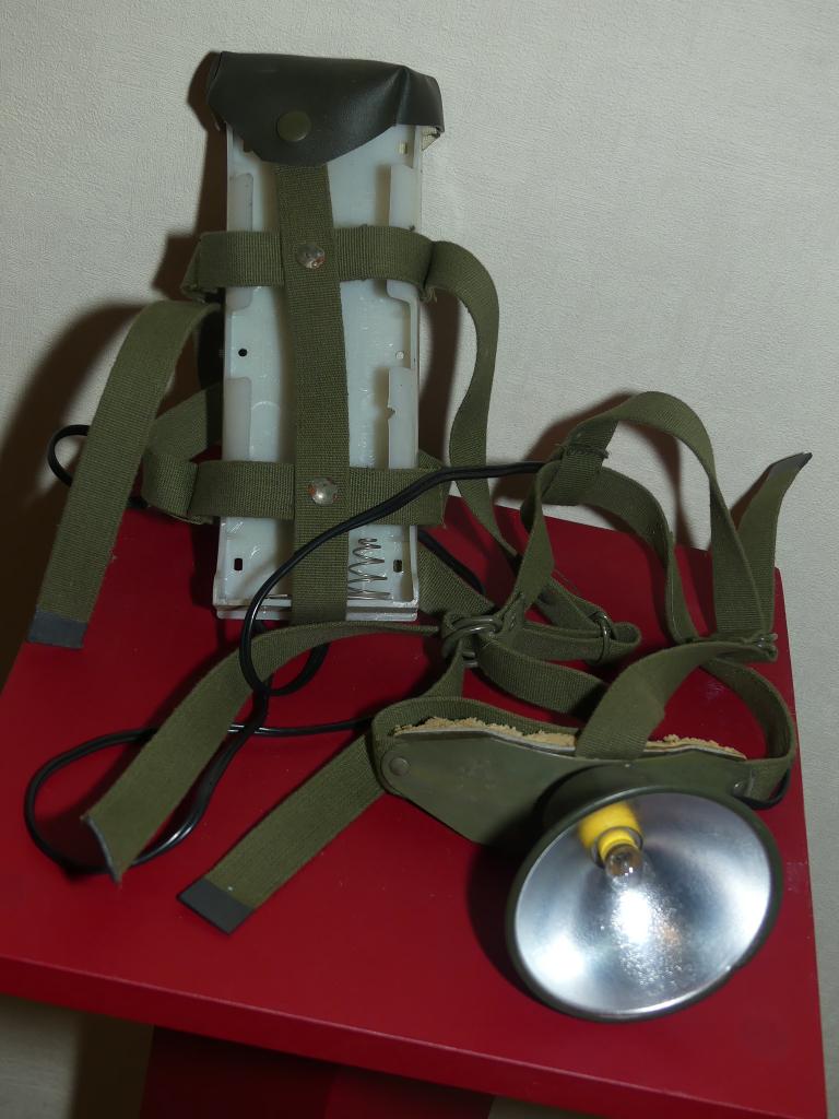 Militaire look Hoofdlamp, Verzamelen, Ophalen of Verzenden, Overige soorten, Overige typen