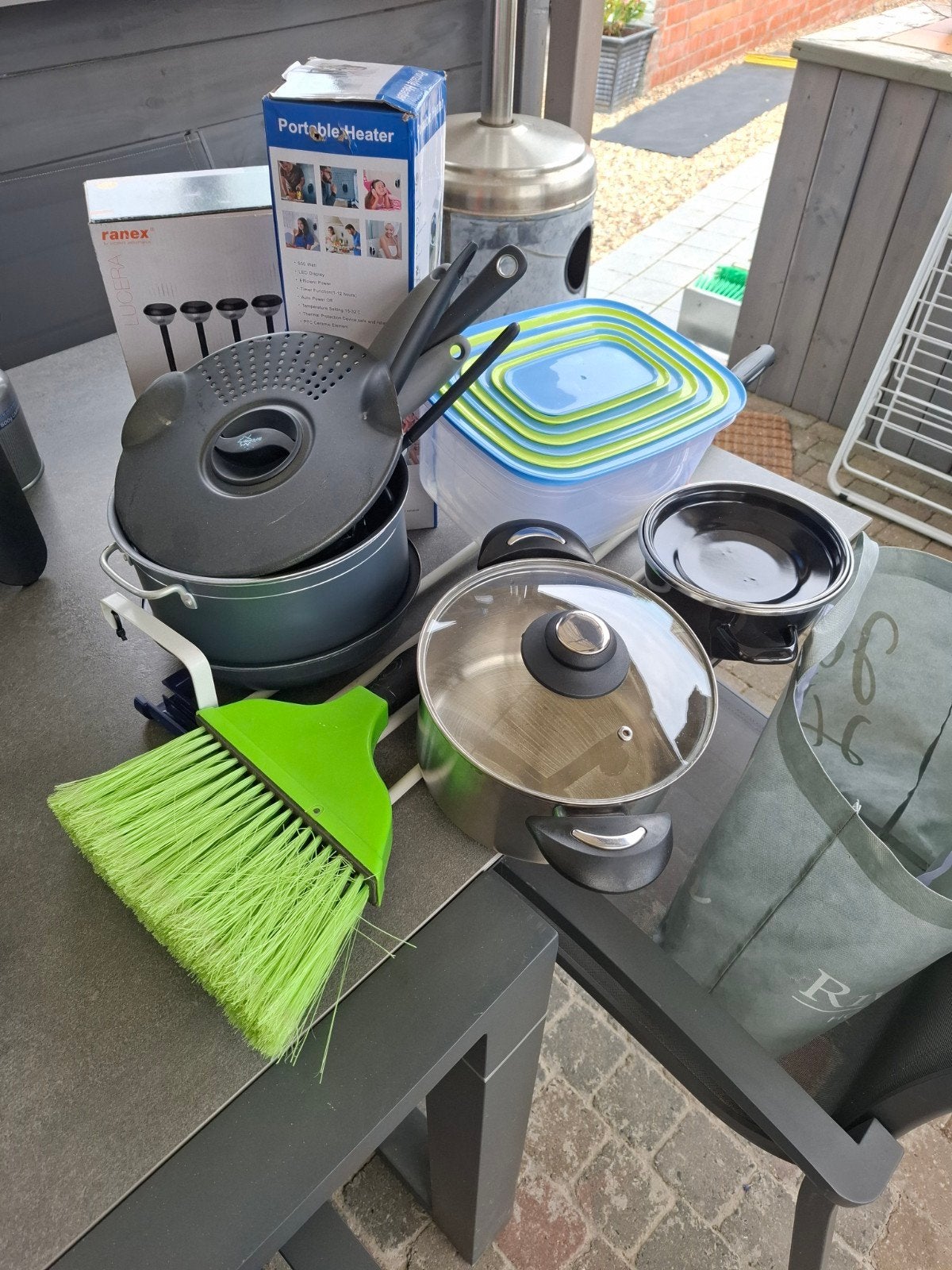 Camping benodigheden, Ophalen