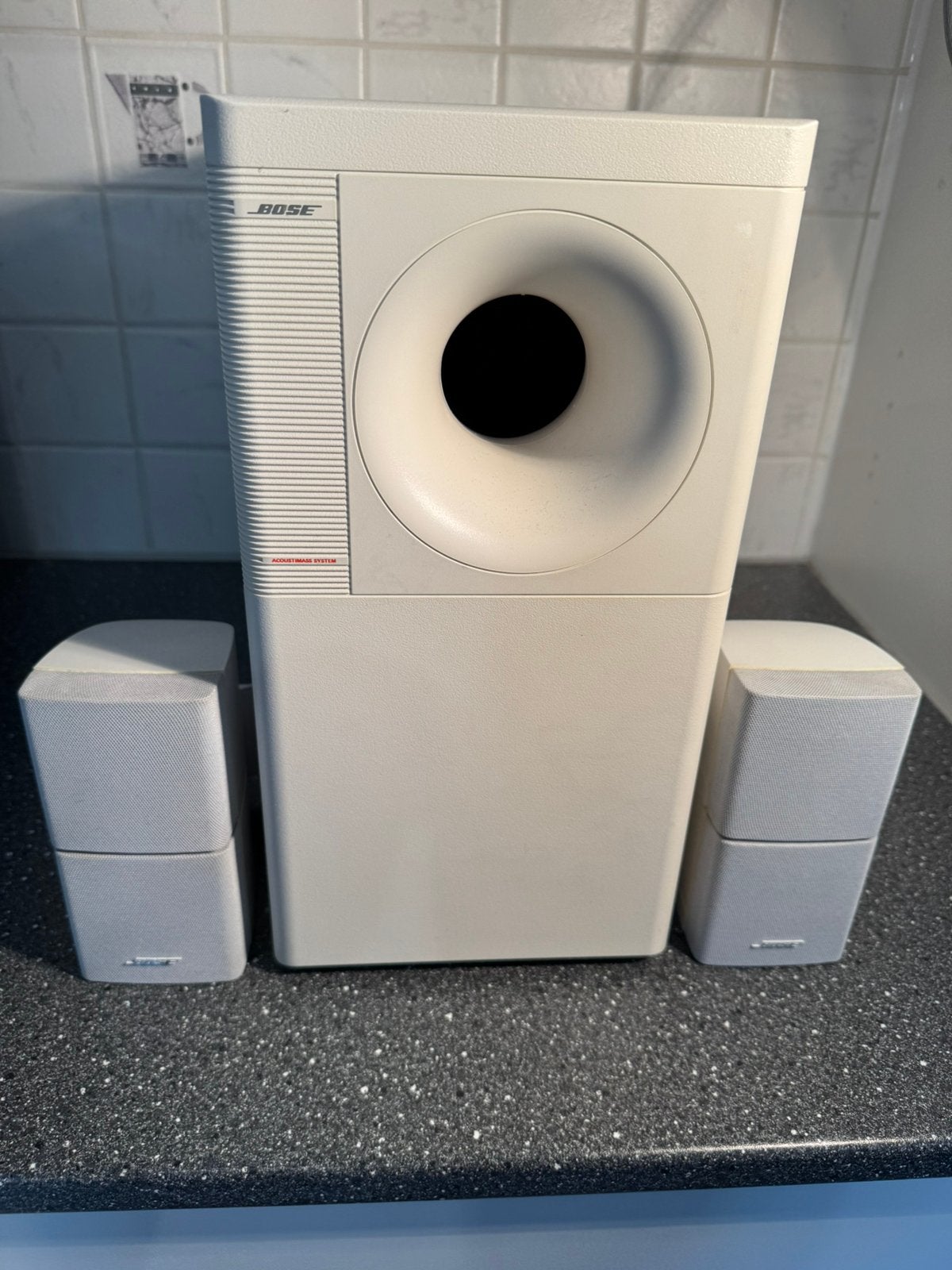 Bose acoustimass 5series lll met muurbeugels, Enlèvement, Comme neuf