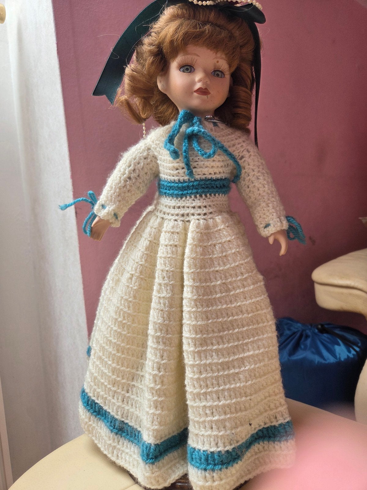 poupée en porcelaine, Enlèvement ou Envoi