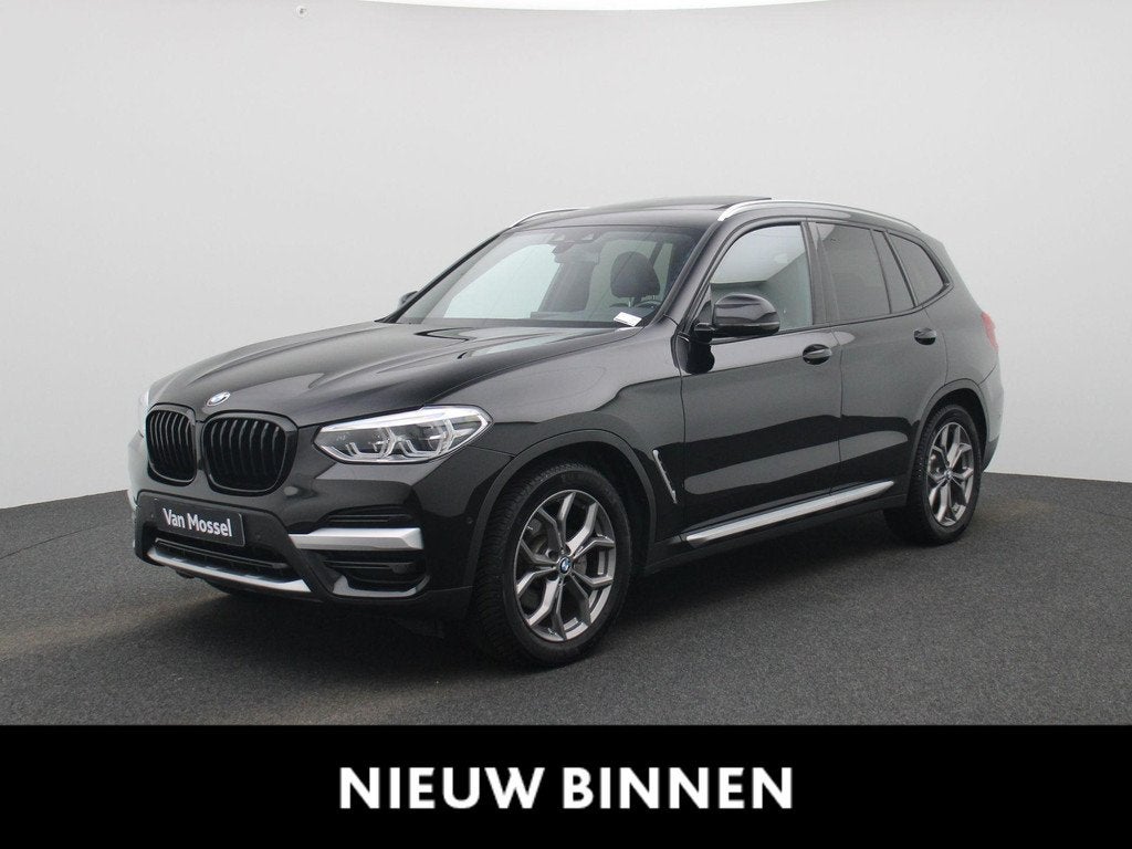 BMW X3 sDrive18d (110 kW) (automatique), 2000 kg, Electronic Stability Program (ESP), 5 portes, Automatique