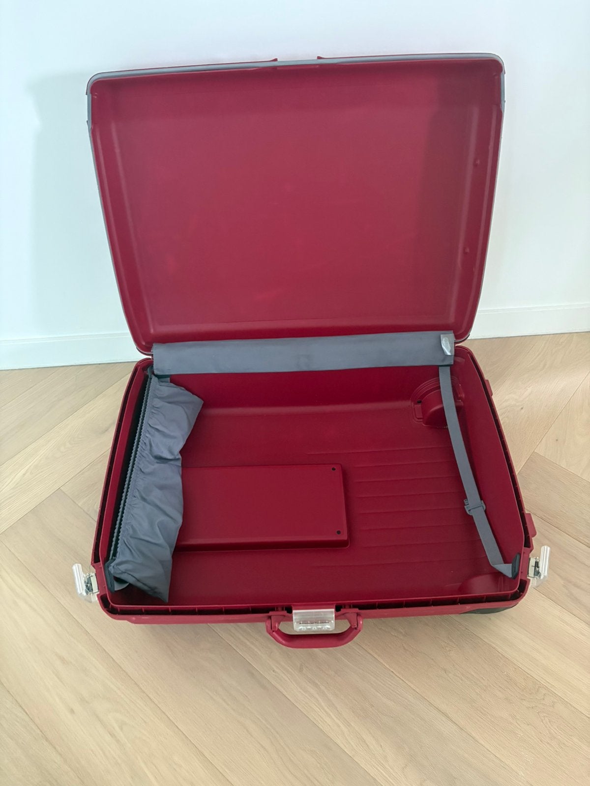 Koffer american tourister, Enlèvement, Utilisé