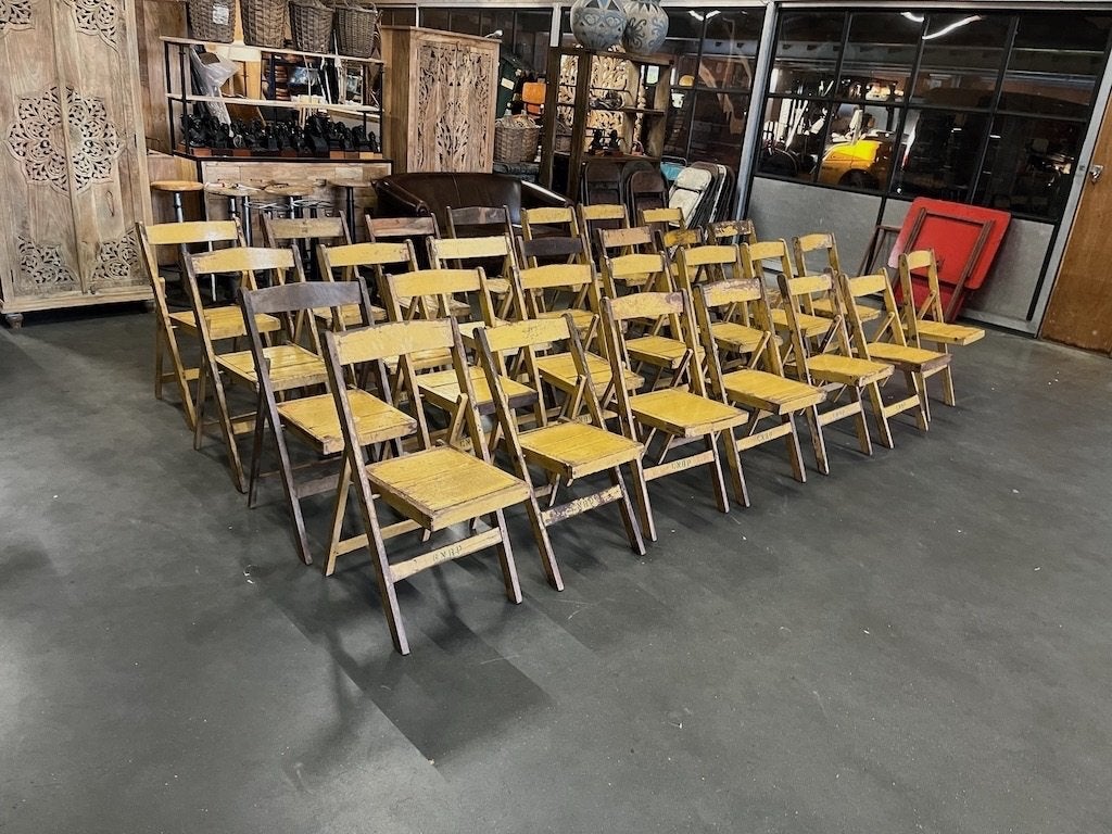 50 vieilles chaises pliantes d'Inde de couleur jaune, Autres couleurs, Enlèvement, Bois, Ibiza/Boho/Botanisch/Vintage/Industrieel