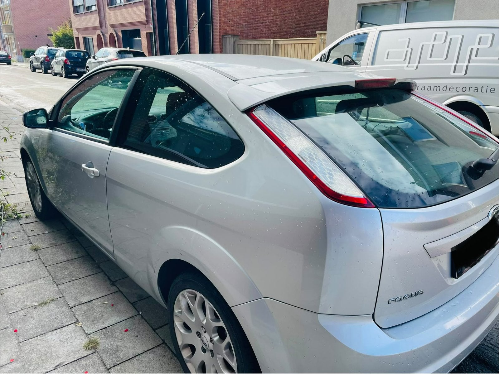 Ford Focus 1.8 benzine // 2009 // 181.000km, Auto's, Zwart, 4 cilinders, Handgeschakeld, Overige carrosserie