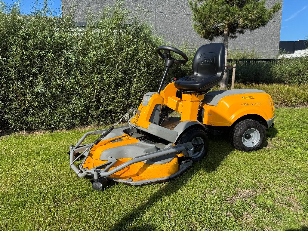 grasmachine Stiga mulcher, Ophalen, Zo goed als nieuw, Benzine-grasmaaier, 50 cm of meer