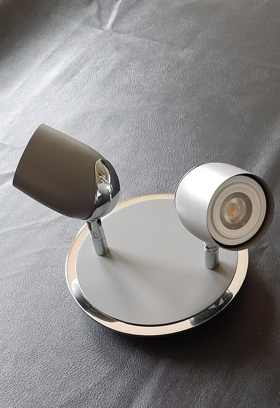 Diverse opbouwspots met led.
diverse opbouwspots led G10.
di, Ophalen, LED