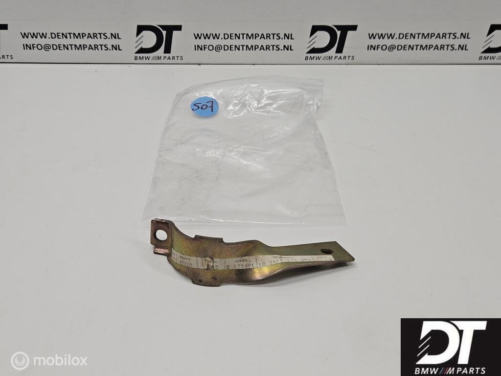 Uitlaatbeugel BMW E28 524td M21 18211175696, Neuf, Enlèvement ou Envoi
