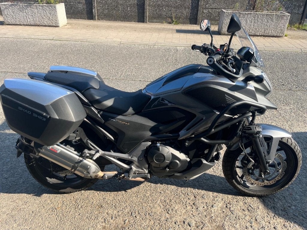 Honda NC750X, Motoren, 2 cilinders, 745 cc, Motorrijbewijs A, Gebruikt