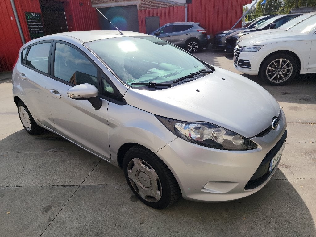 FORD FIESTA 1600DCI 5 PORTES EURO 5, Auto's, Voorwielaandrijving, Euro 5, Stof, 1600 cc