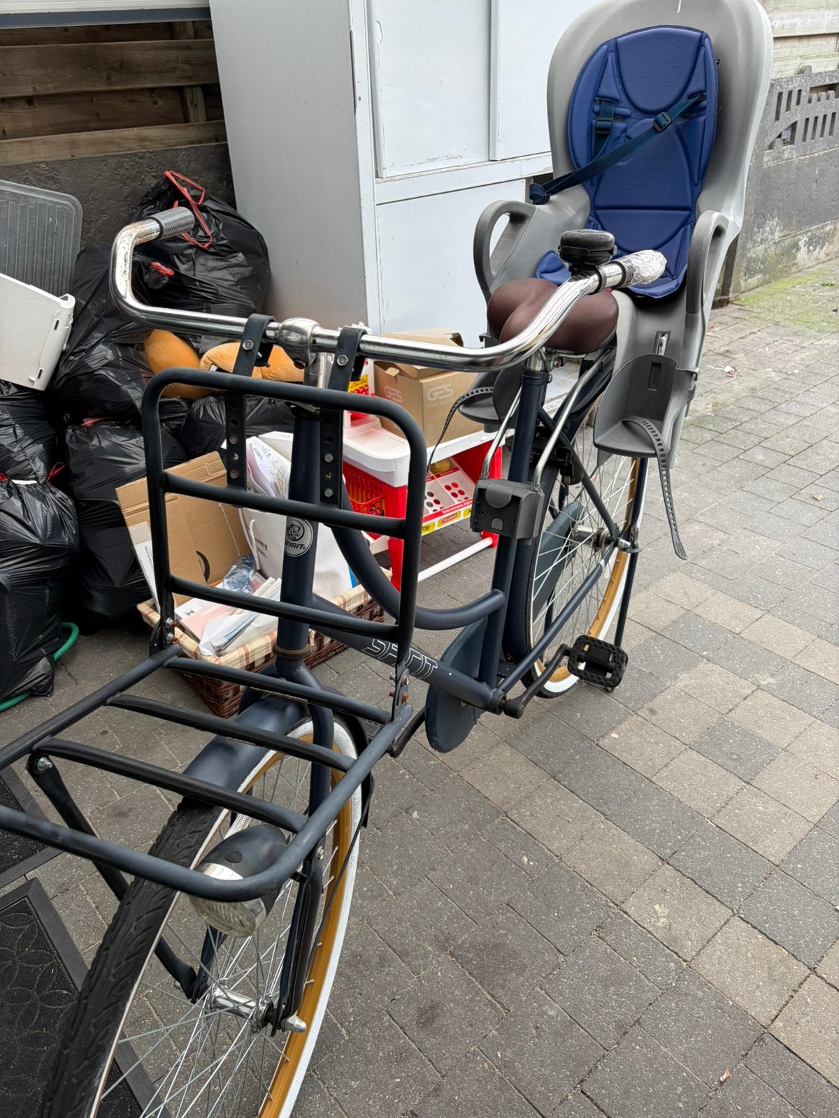 Omafiets in goede staat met kinderzit, Fietsen en Brommers, Ophalen, Gebruikt