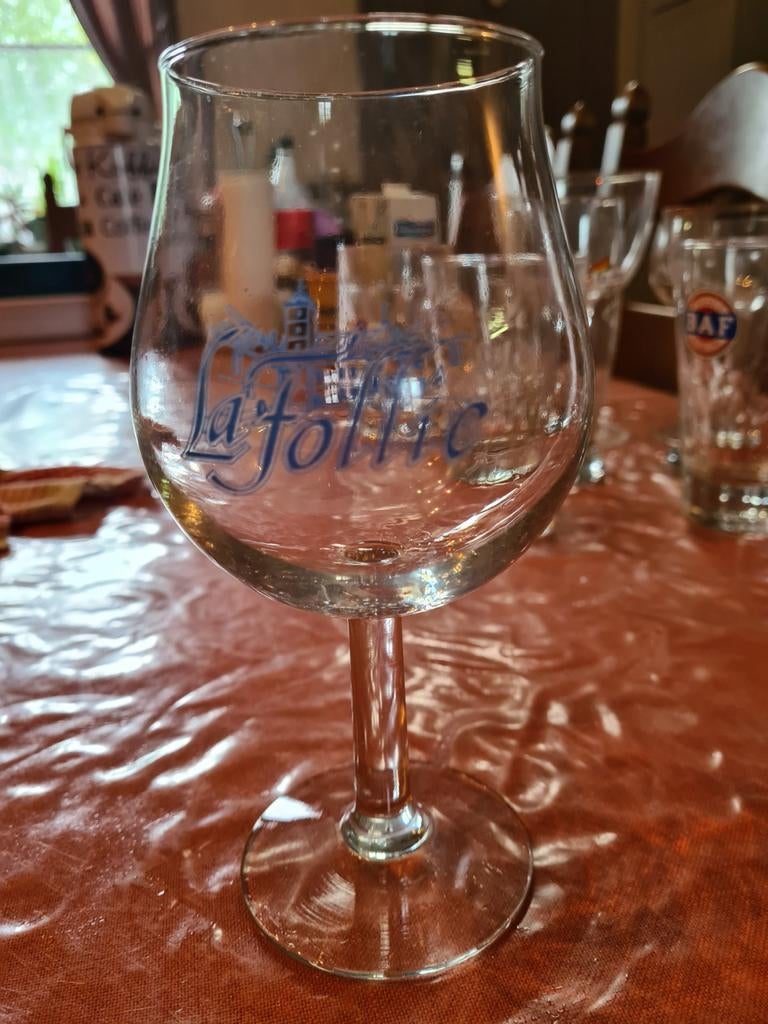 Verre La folie, Enlèvement ou Envoi