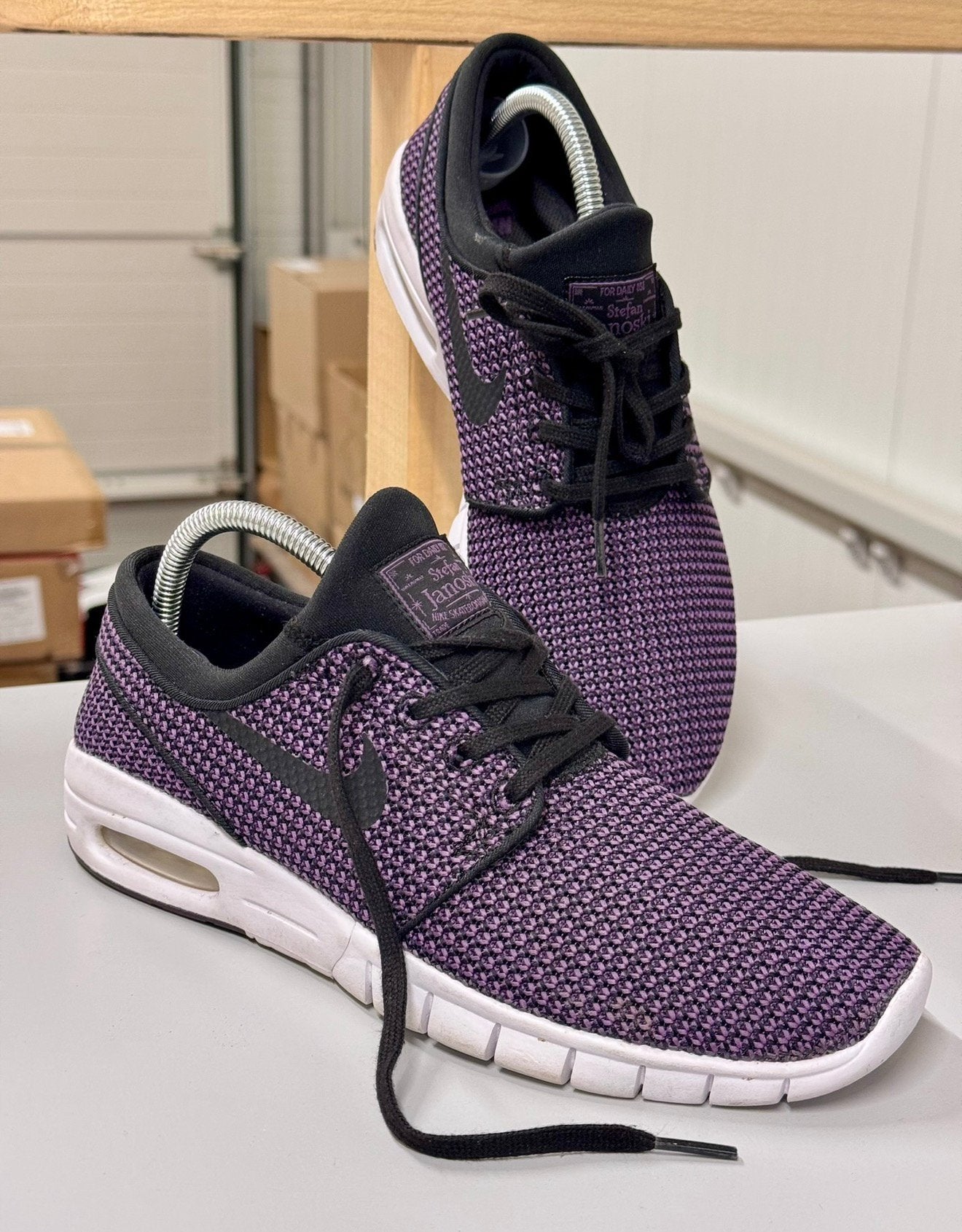 Baskets NIKE SB STEFAN JANOSKI Max Rare 41 violettes hommes, Vêtements | Hommes, Chaussures, Enlèvement ou Envoi, Autres couleurs
