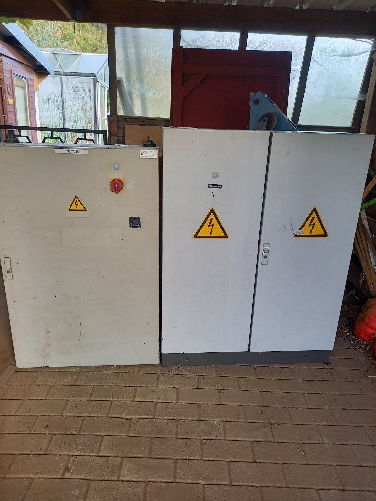 ijzeren zekeringkast, schakelkast, Ophalen