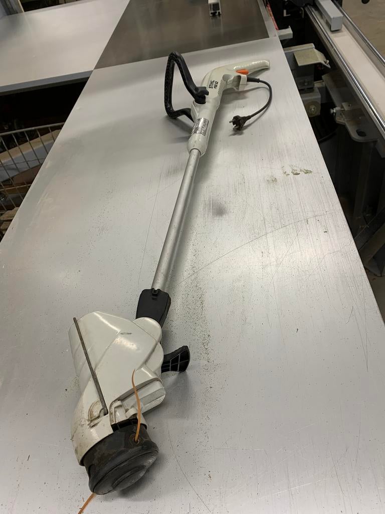 Kantmaaier grastrimmer STIHL GSE52, Ophalen, Gebruikt, Minder dan 10 cm, Elektrisch