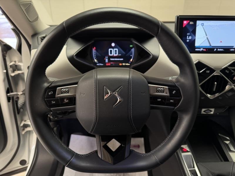 DS Automobiles DS 3 1.2i So Chic **NIEUWSTAAT!** LED|GPS|PDC, Autos, DS, Commande vocale, Achat, Boîte manuelle, 5 portes