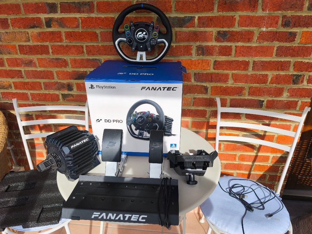 Volant Fanatec FANATEC Gran Turismo DD Pro, Informatique & Logiciels, Enlèvement ou Envoi, Comme neuf, Fanatec