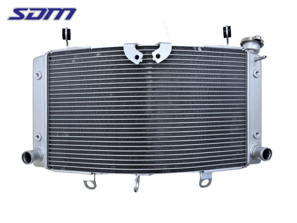 RADIATEUR Suzuki GSX R 1300 Hayabusa 2021- (GEN 3 GSXR1300), Dhr. S. di Majo, Nieuw, Info@cama-motorparts.nl, P.J. Troelstraweg 8 8
3144 CX  MAASSLUIS, NL