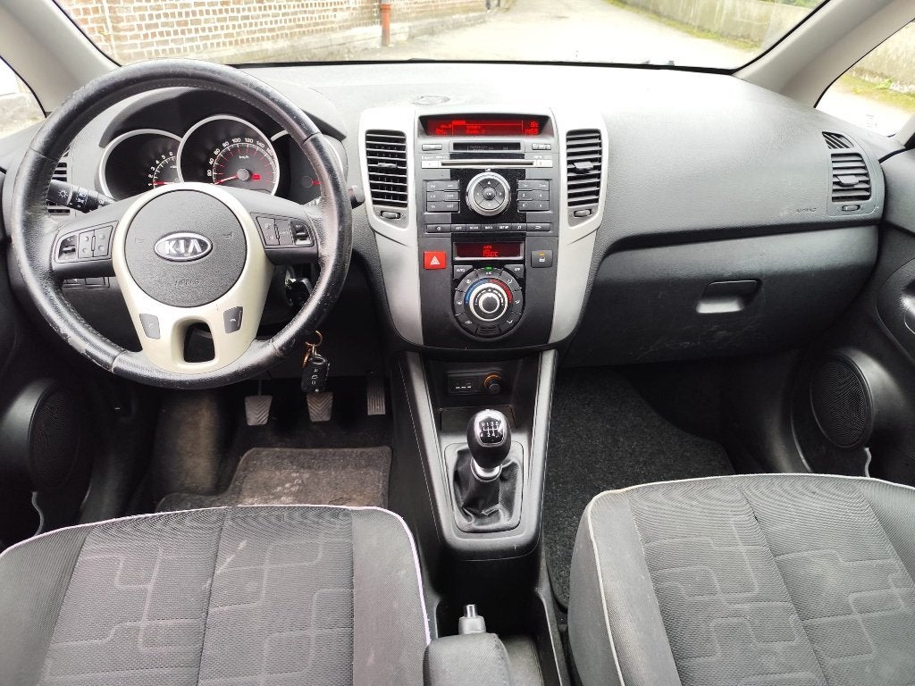 Kia, Auto's, Kia, Voorwielaandrijving, Euro 5, Stof, Zwart