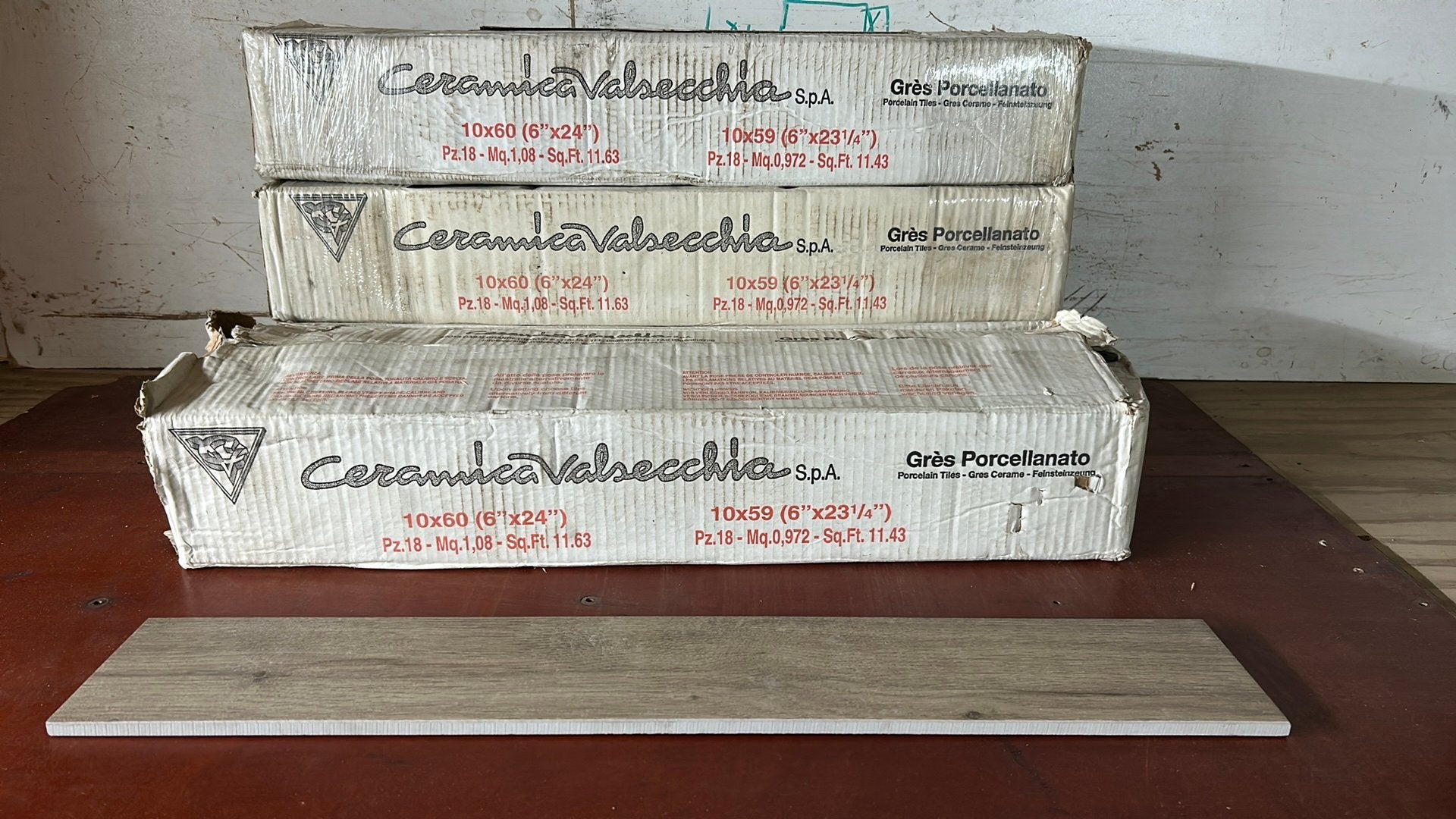 Ceramische plinten met houtstruktuur, Doe-het-zelf en Bouw, Plinten en Afwerking, Ophalen, Plinten