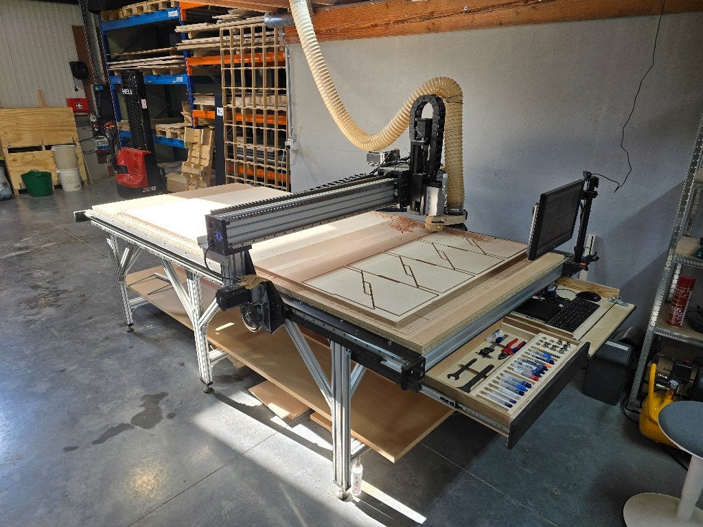 OpenCNC I-300 hout freesmachine, Doe-het-zelf en Bouw, Ophalen, OpenCNC, Gebruikt, Overige soorten