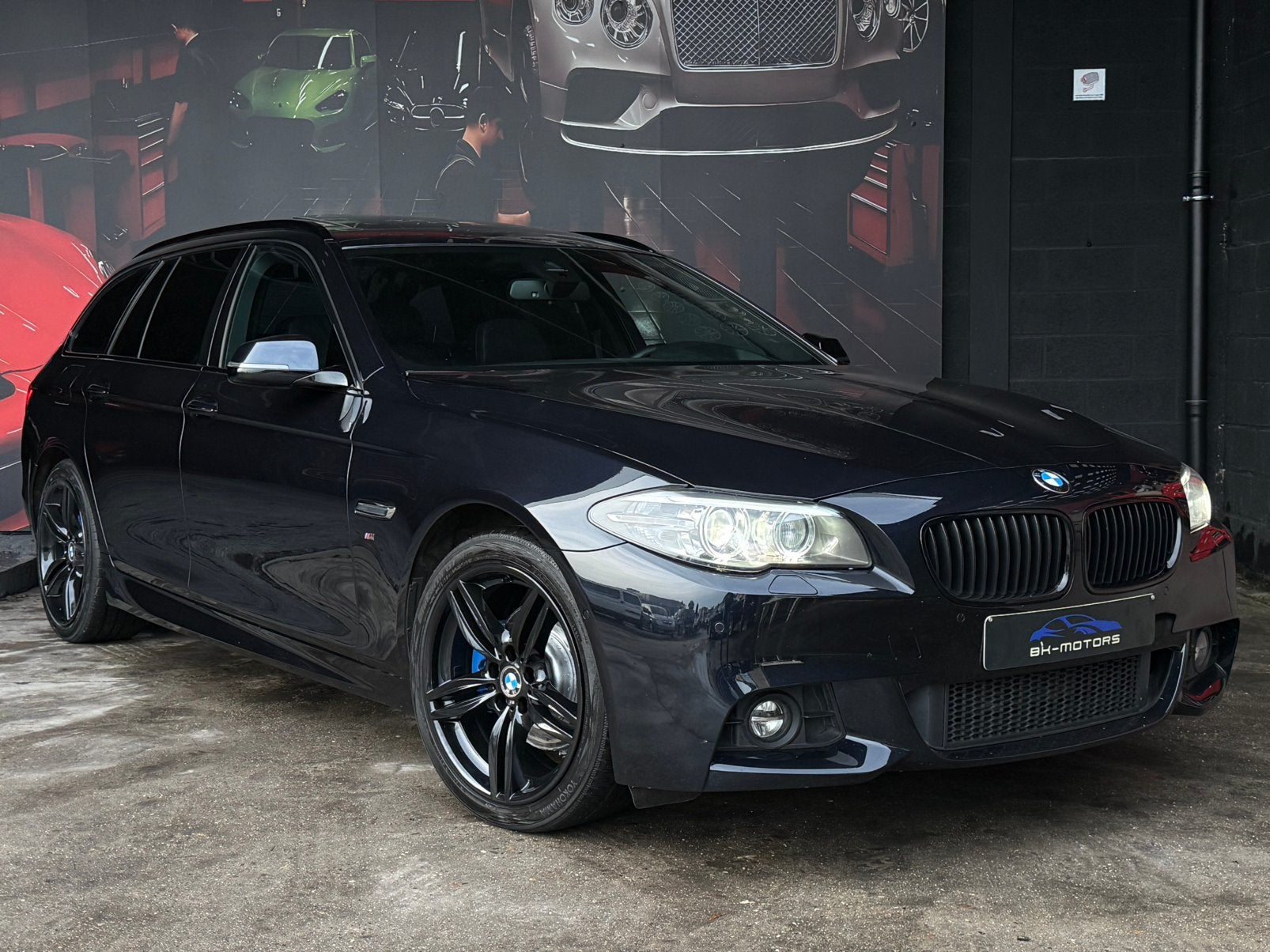 Bmw 520dAX M Sport Pakket Xdrive, Auto's, Automaat, Parkeerassistent, 1995 cc, 4 cilinders