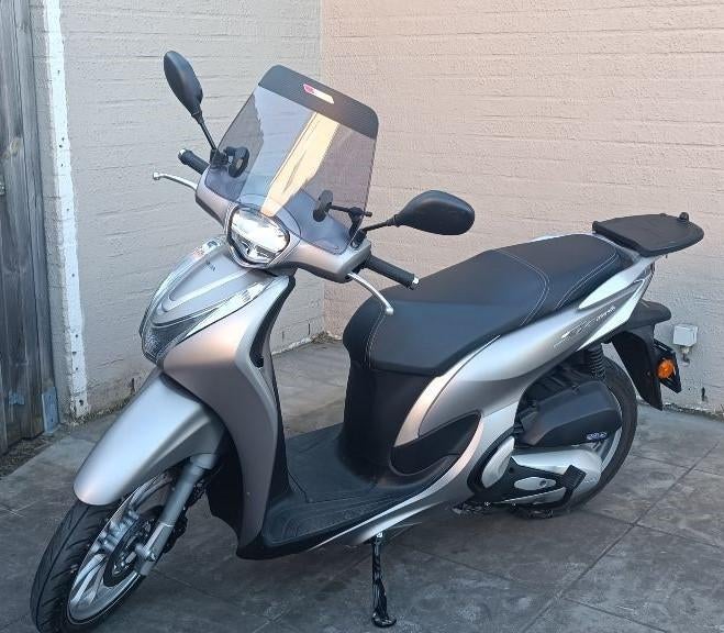 honda sh mode 125cc bj 2022, Motoren, Motoren | Honda, Particulier, Scooter, Ophalen