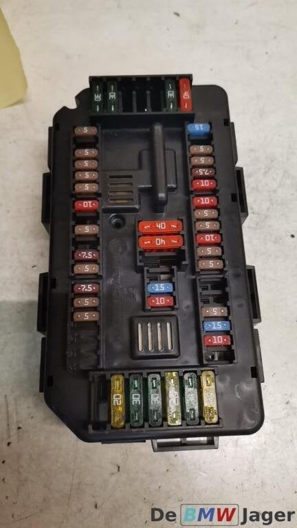 Zekeringenkast BMW F2x F3x F87 F86 F85 F83 F16 61149337879, Enlèvement ou Envoi, Utilisé, BMW, BMW