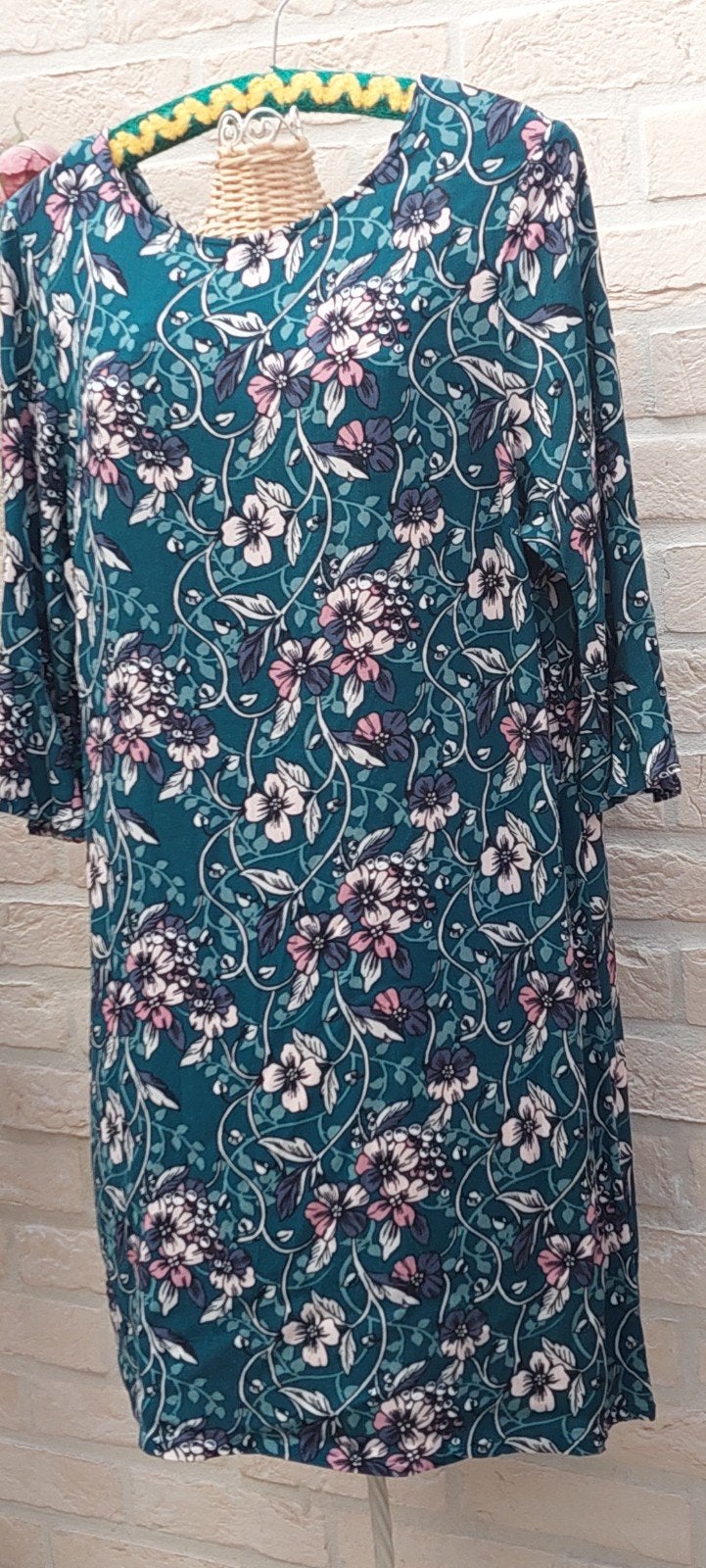 Kleedje maat 44 yessica  52cm van oksel tot oksel stretch st, Kleding | Dames, Jurken, Overige kleuren, Yessica, Maat 42/44 (L)