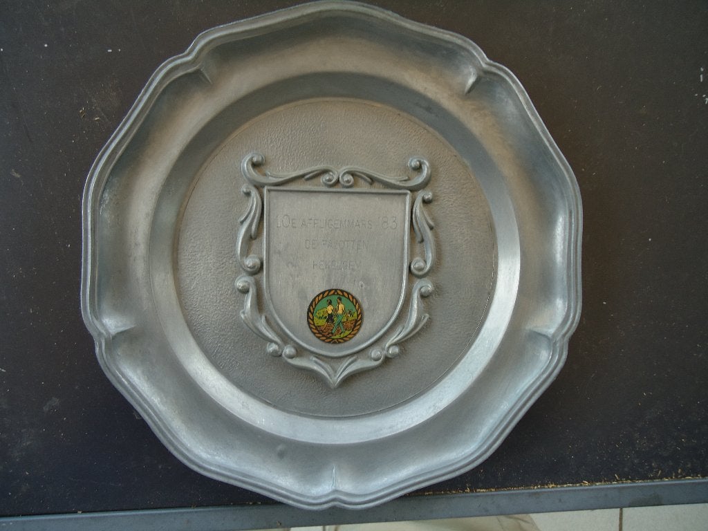 Herdenkingsschaal(tin?) Affligem, Antiek en Kunst, Antiek | Tin, Ophalen of Verzenden
