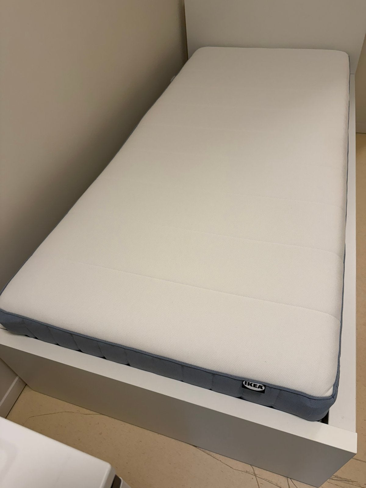 Eenpersoons matras 90/200, Ophalen, Zo goed als nieuw, Eenpersoons, Matras