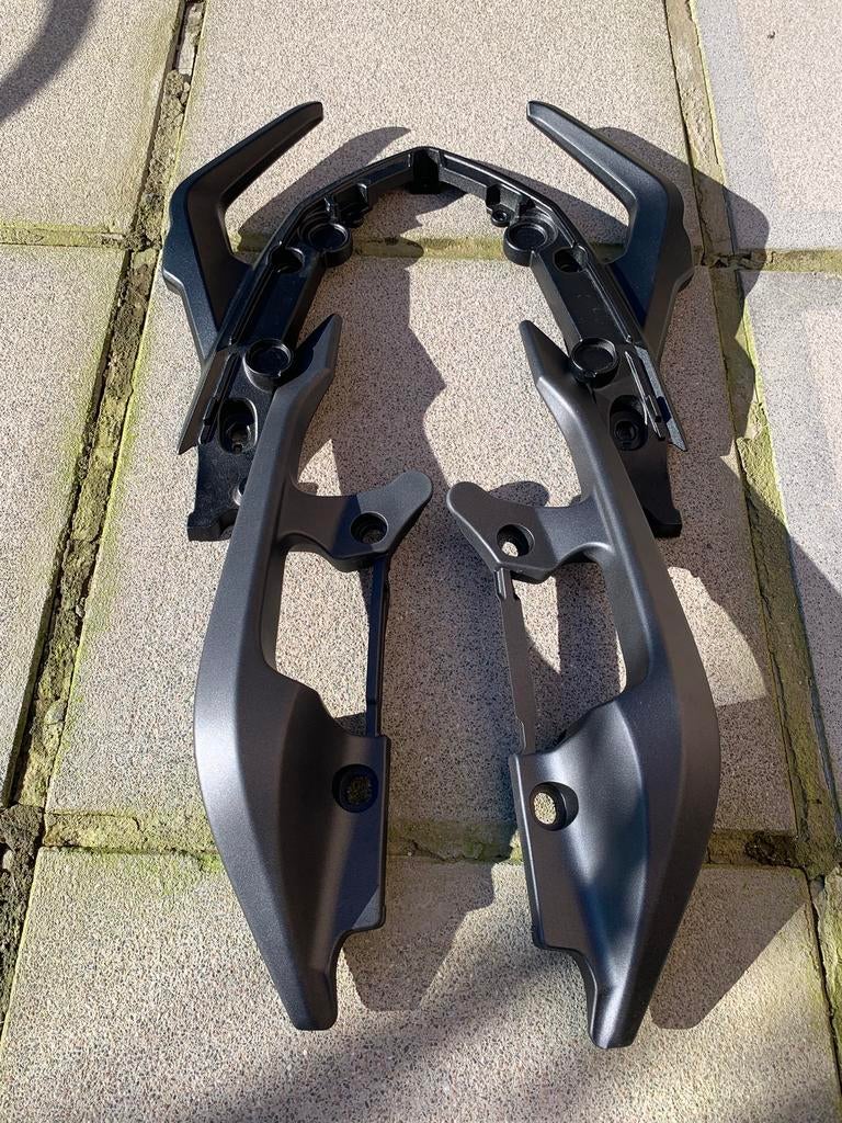 Poignée de porte-bagages f 900 xr, Motos, Enlèvement