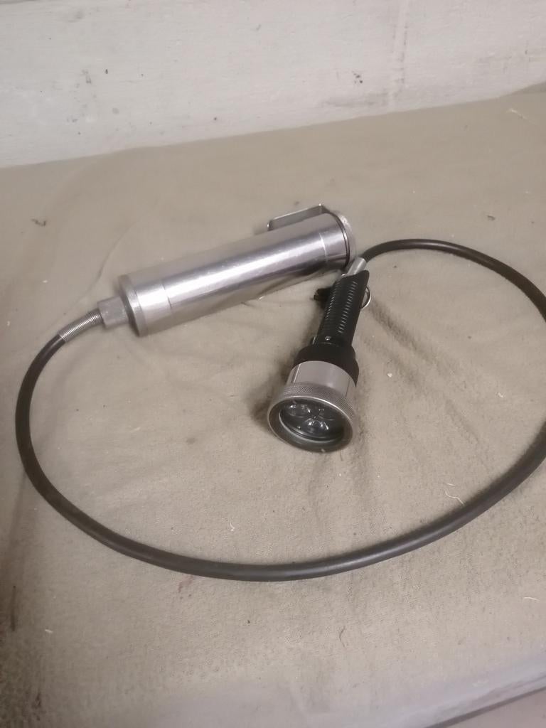 Lampe plongée, Sports nautiques & Bateaux, Plongée, Enlèvement ou Envoi