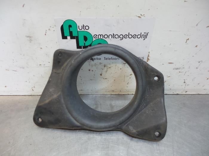 Bumper Rooster van een Daihatsu Young RV, Gebruikt, Daihatsu, -, -
