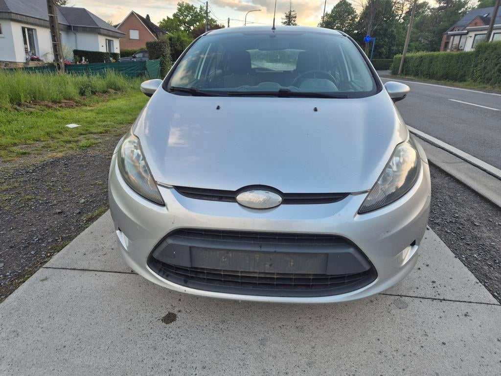 Ford fiesta 1.6tdci 5Portes Airco, Argent ou Gris, Achat, Entreprise, 5 portes