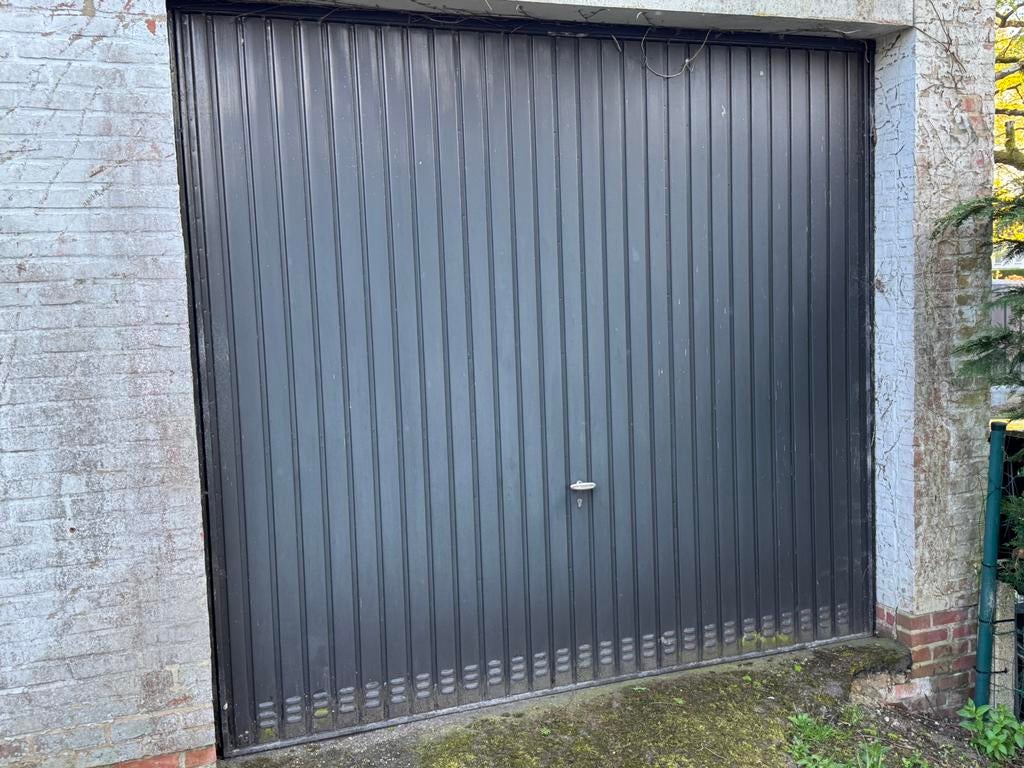 Garage poort, Genk
