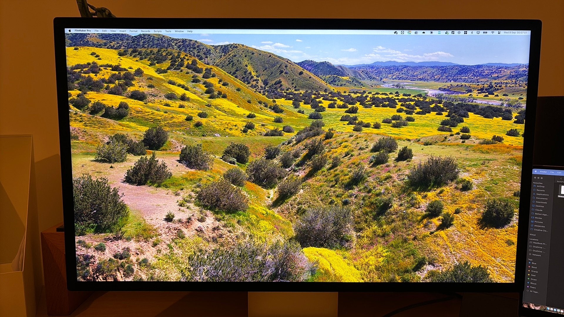 Apple studio display nano verstelbaar (kantel + hoogte), Ophalen, Zo goed als nieuw