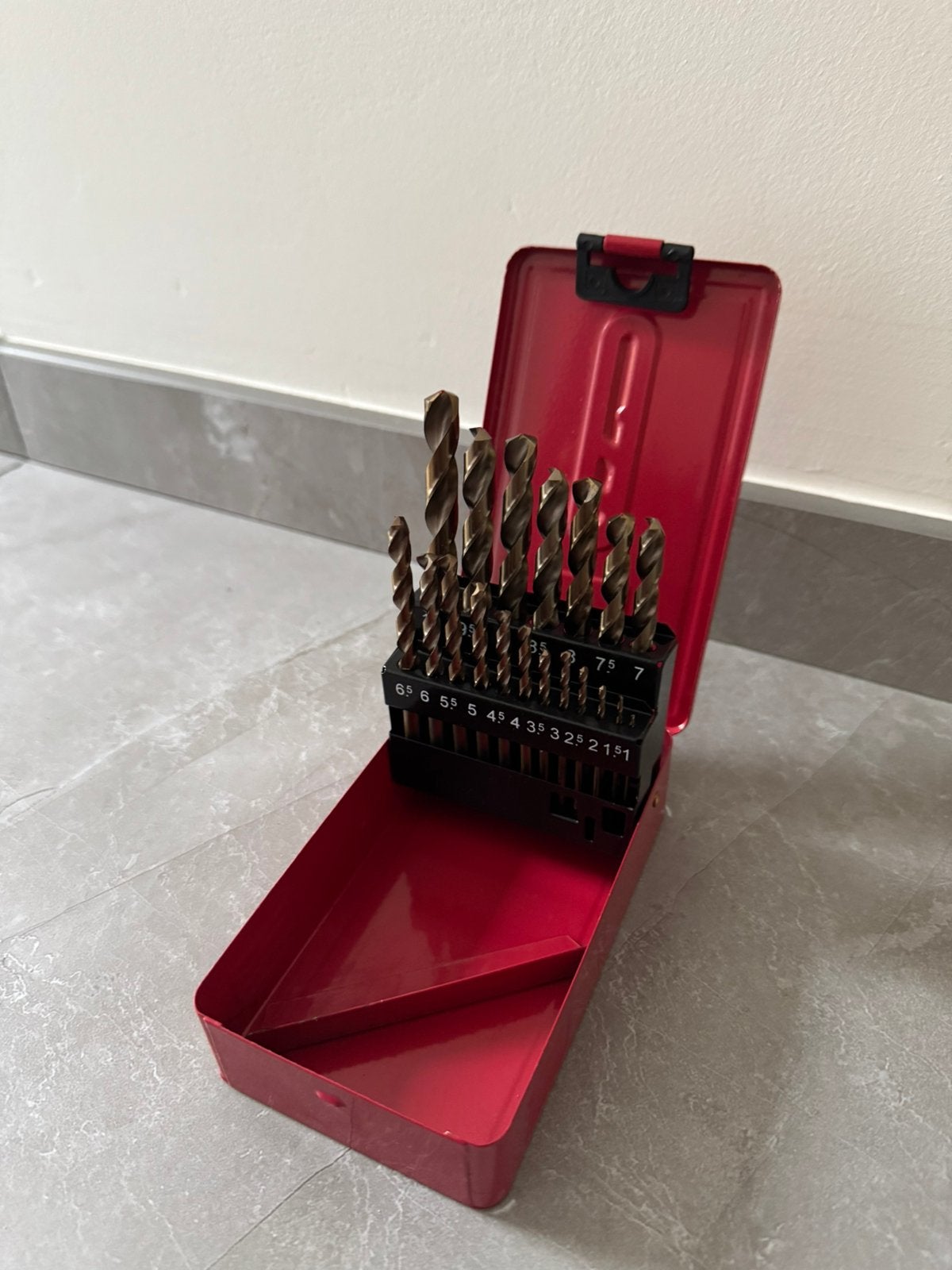 Metaalborenset 1-10mm in metalen doos – Meerdere beschikbaar, Enlèvement, Comme neuf, Perceuse