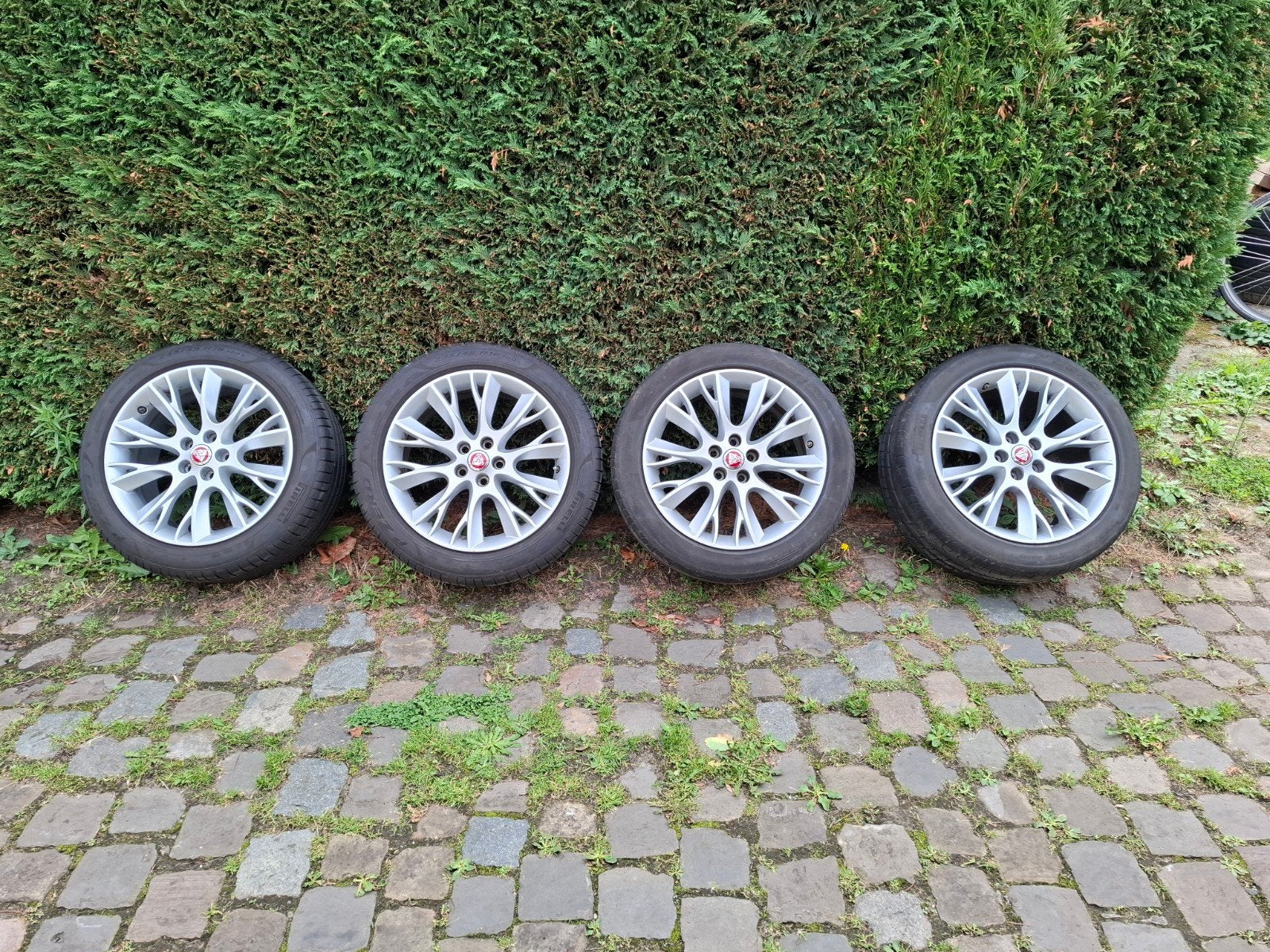 velgen met pirelli zero zomerbanden, Autos : Pièces & Accessoires, 245 mm, Véhicule de tourisme, Pneus été, 18 pouces