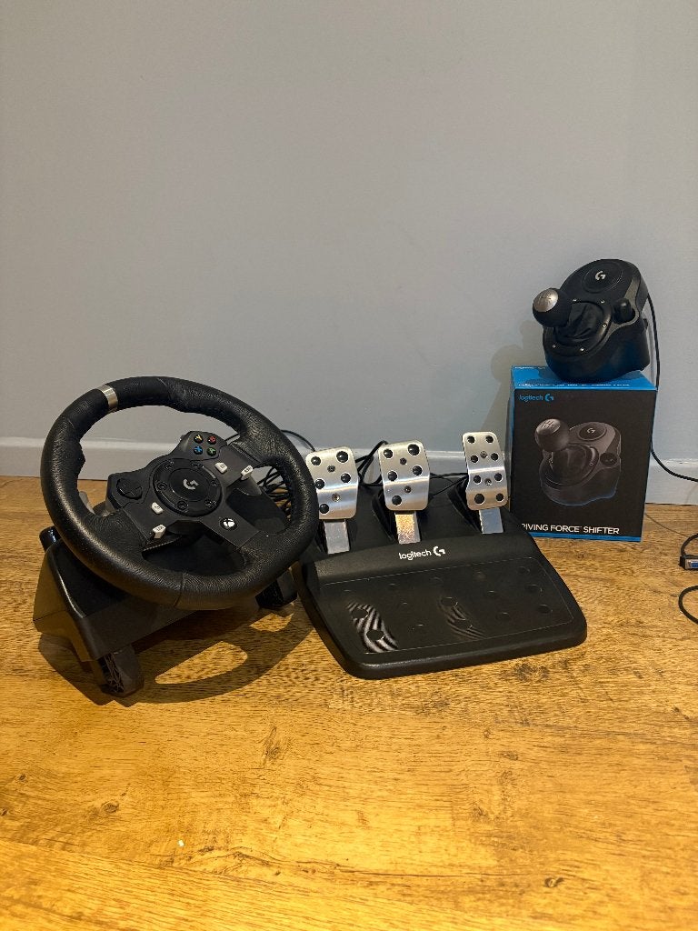 Volant de course Logitech G920 avec levier de vitesses, Consoles de jeu & Jeux vidéo, Jeux | PC, Comme neuf, Course et Pilotage