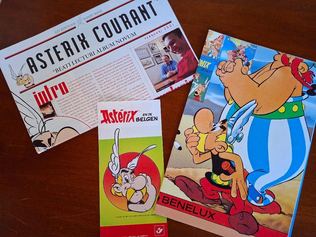 asterix uderzo poster et folder bd lot, Livres, BD, Neuf, Plusieurs BD, Envoi