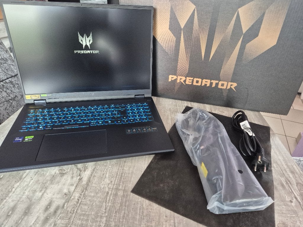 Acer predator Helios neo 18 inch laptop met garantie, Computers en Software, Desktop Pc's, Ophalen, 32 GB, Intel Core i9, Zo goed als nieuw