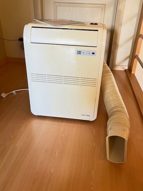 Te koop mobiele airco Tectro TP020, Ophalen, Gebruikt, 2 snelheden, Koelen en Ontvochtigen