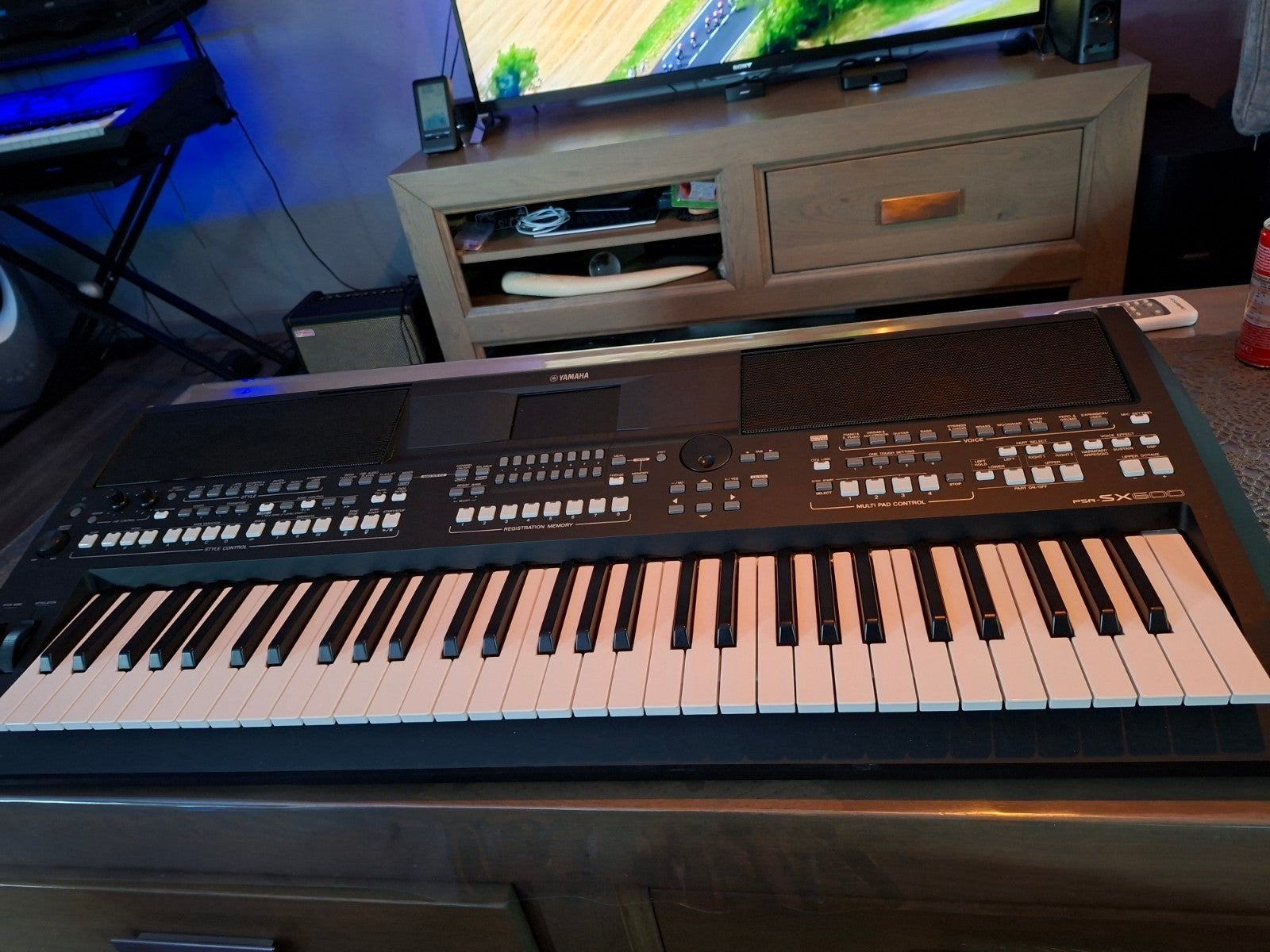 Yamaha psr sx600 zo goed als nieuw nog 2 jaar garantie, Muziek en Instrumenten, Keyboards, Ophalen, 61 toetsen, Zo goed als nieuw