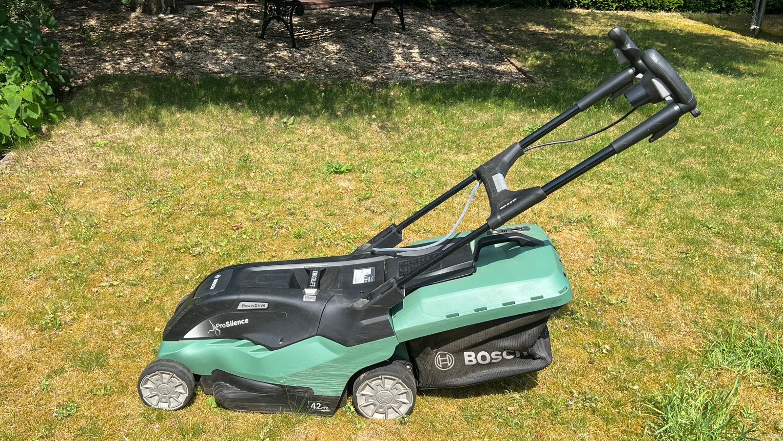 Bosch Powerdrive Prosilence Rotak 690 elektrische grasmaaier, Tuin en Terras, Ophalen, Gebruikt, Elektrische grasmaaier, Opvangbak