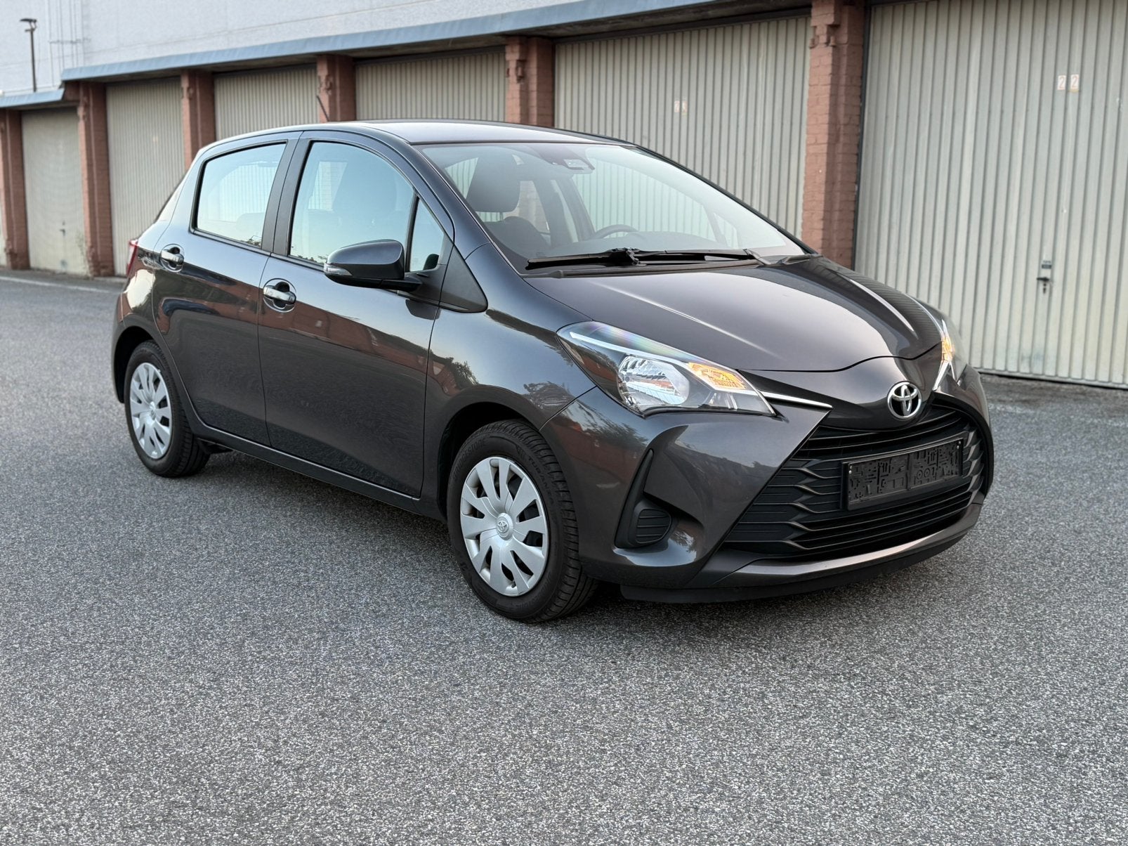 Toyota Yaris 1.5i 2017 147 000 km Inspection + garantie, Autos, Achat, Entreprise, 5 portes, 5 places