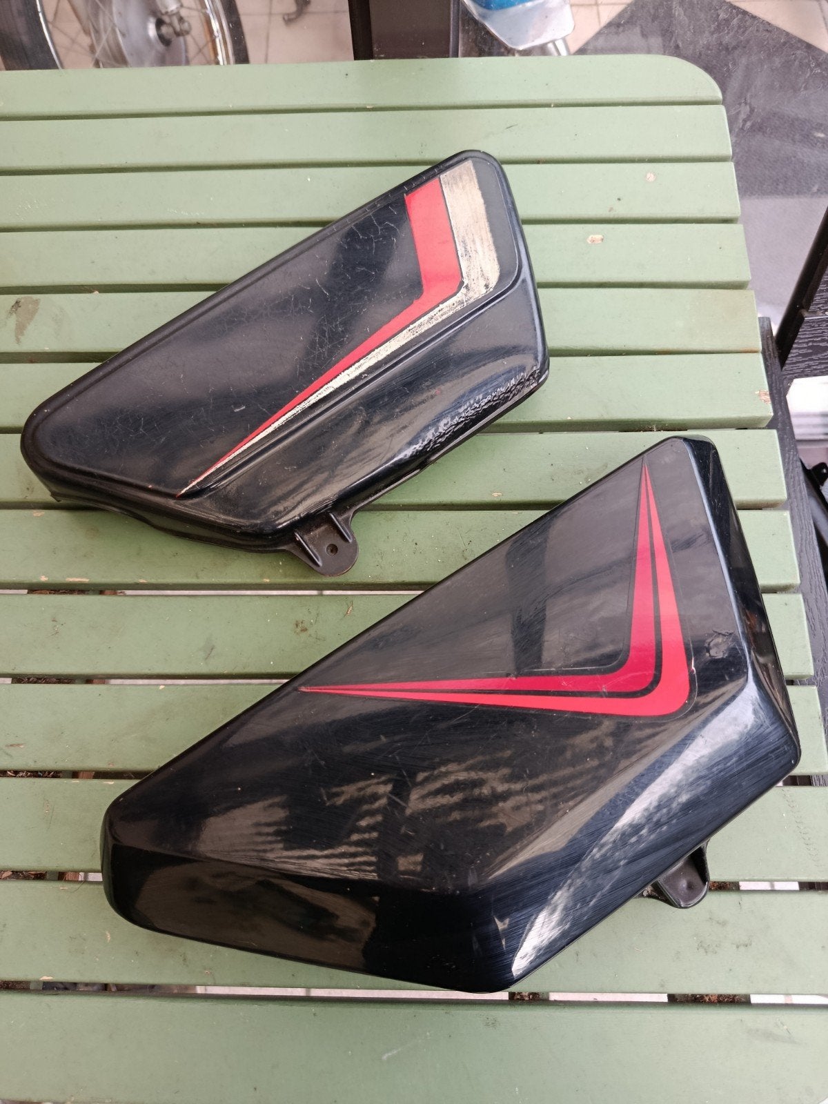 Yamaha rd125 zijkapjes, Vélos & Vélomoteurs, Enlèvement ou Envoi