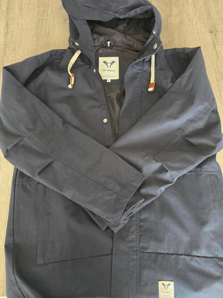 Fat Moose jas maat S – donkerblau parka met kap
Beschrijving, Ophalen, Maat 36 (S)